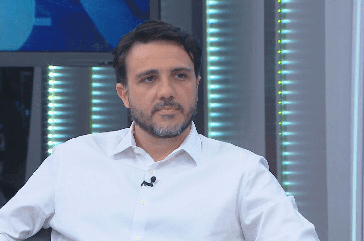 Renan Santos diz à CNN que seguirá modelo de Milei se eleito presidente