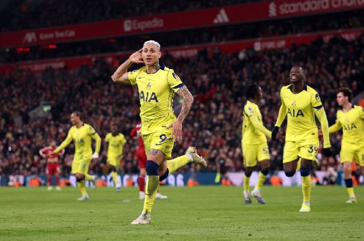 Richarlison negocia retorno ao Everton, diz jornal