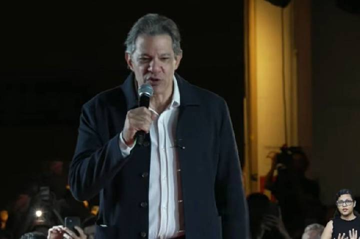 Rico também tem que colaborar com o desenvolvimento nacional, diz Haddad