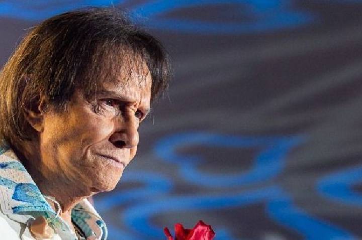 Roberto Carlos recebe homenagens de famosos em aniversário de 85 anos