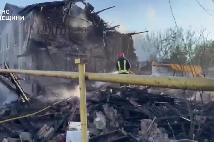 Rússia ataca porto da Ucrânia, enquanto Kiev dispara drones contra Moscou