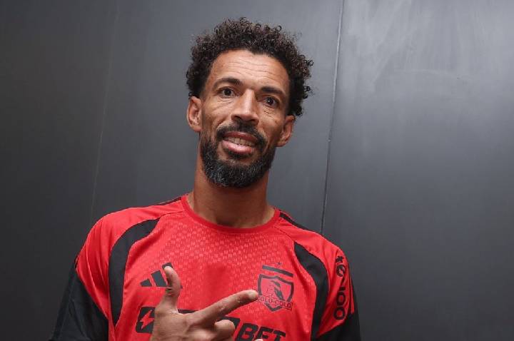 Saiba quando será a possível estreia de Vozinha pelo Colo-Colo