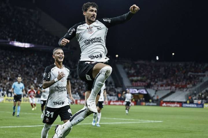 Santa Fe x Corinthians: horário e onde assistir à Libertadores