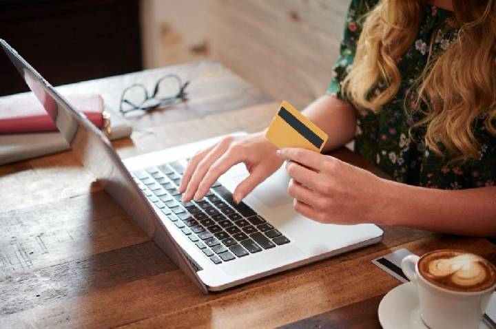 Segurança em compras online: a importância do cartão virtual temporário