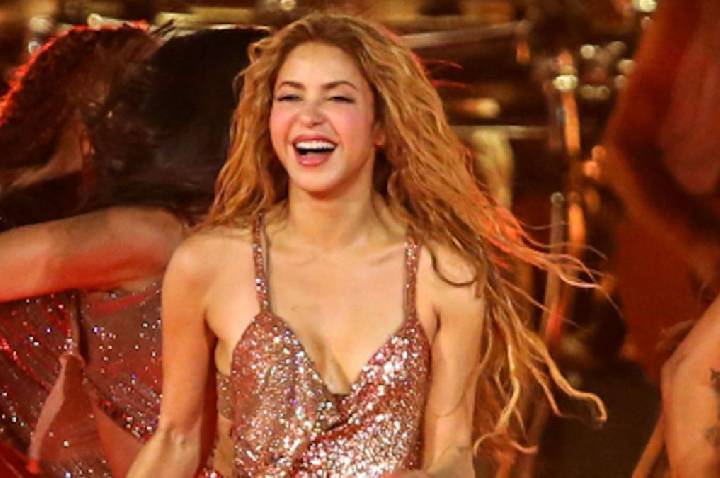 Shakira comemora classificação da Colômbia na próxima fase da Copa do Mundo