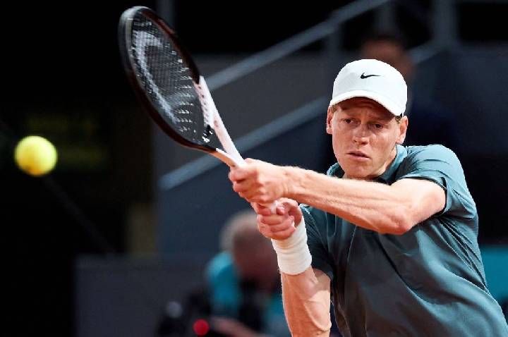 Sinner critica premiação de Roland Garros e apoia ameaça de boicote