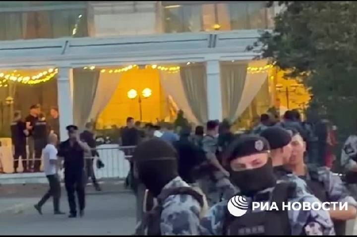 Sobe para 4 o número de mortos em atentado em restaurante em Moscou
