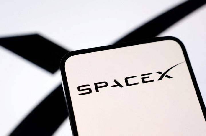 SpaceX apresenta plano de US$ 55 bi para fábrica de chips de IA