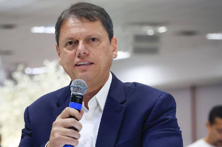 Tarcísio propõe fim das “bets” e defende programa de saúde mental