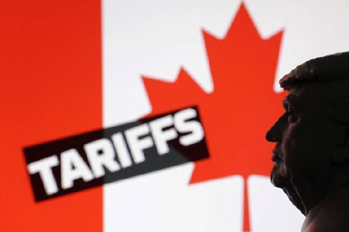 Tarifas de retaliação do Canadá entram em vigor em meio a impasse com EUA