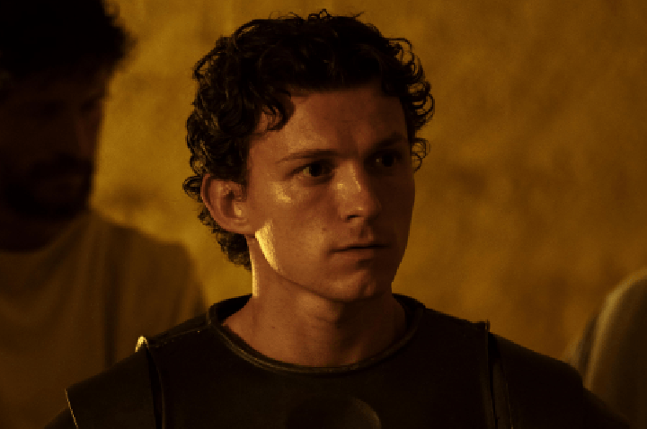 Tom Holland se arrepende de trabalhos passados e os enxerga como “porcaria”