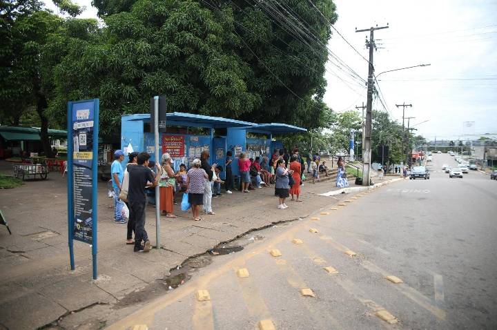 Transformação em Porto Velho: Novos abrigos de ônibus após anos de descaso