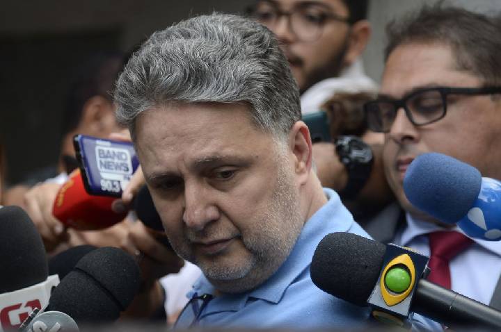 TRE-RJ indefere registro de Garotinho para candidato a governador