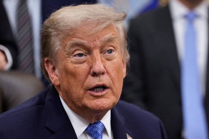 Trump afirma que bloqueio dos EUA em Ormuz está funcionando