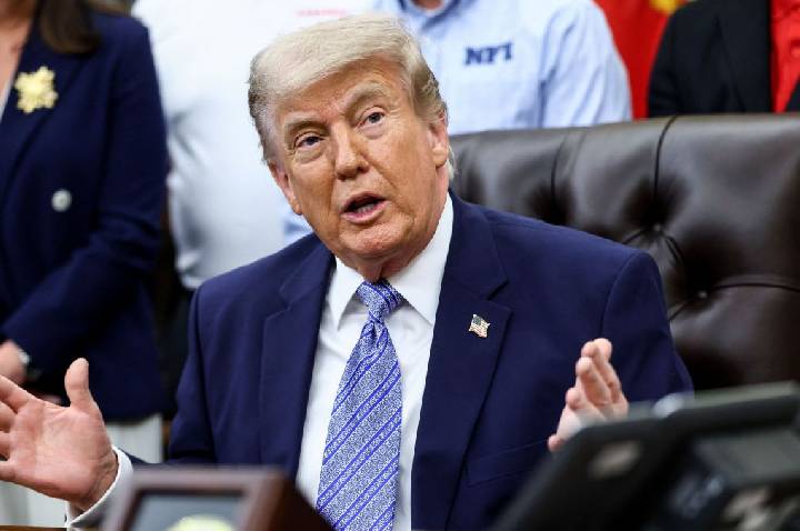 Trump diz que deve decidir até domingo se retomará guerra contra o Irã