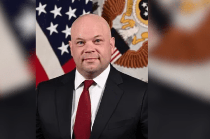 Trump nomeia Adam Telle como secretário interino do Exército dos EUA