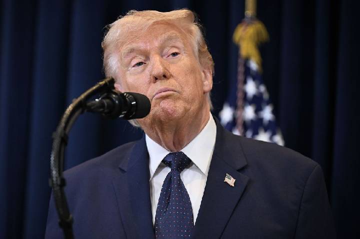 Trump vê bloqueio naval ao Irã como melhor opção para forçar negociações