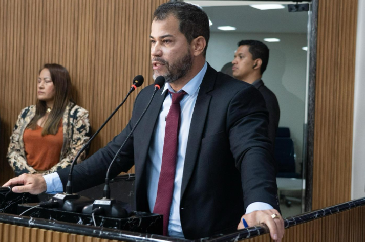 VEREADOR NILTON SOUZA CONSOLIDA ATUAÇÃO COM 14 LEIS APROVADAS EM 16 MESES DE MANDATO EM PORTO VELHO