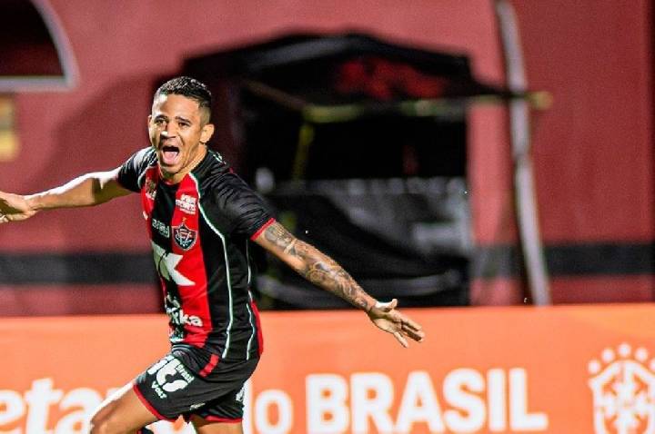 Vitória 4 x 0 Athletico-PR: veja os melhores momentos pela Copa do Brasil