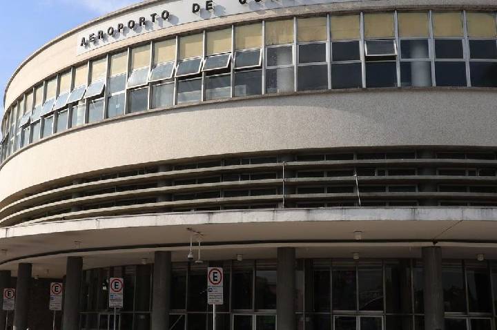 Voos em Congonhas poderão ocorrer após as 23h em situações excepcionais, afirma Anac