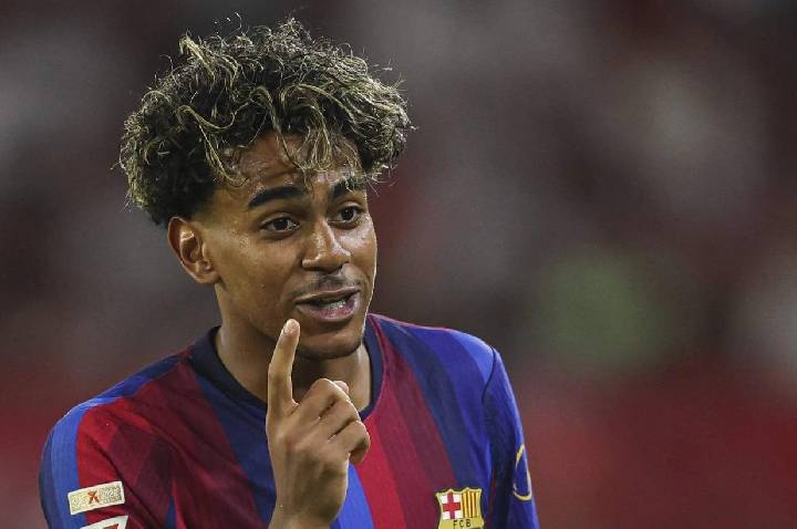 Yamal: ‘Quando penso na Bola de Ouro, vejo Ronaldinho e Messi. Não se trata apenas de gols’