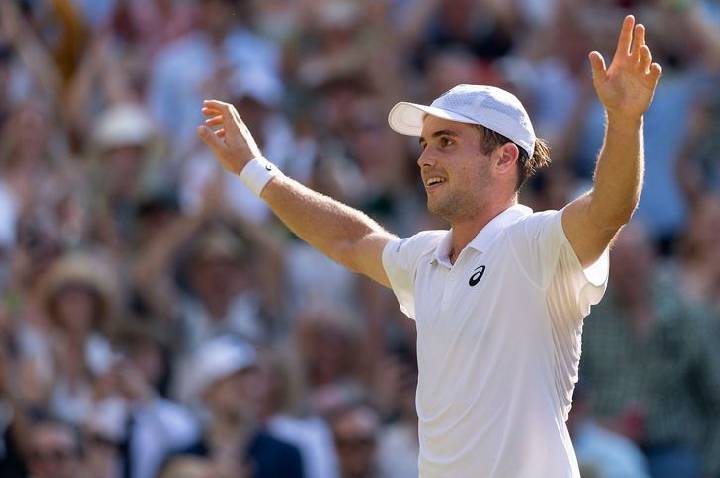 “Zebra” em Wimbledon: Arthur Fery bate Cobolli e enfrentará Zverev na semi