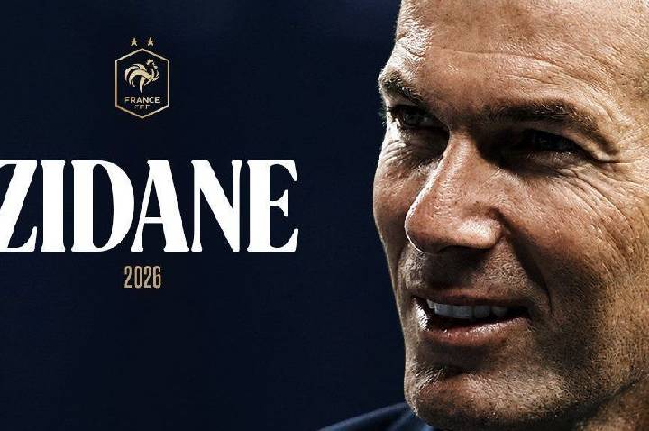 Zidane é anunciado como novo técnico da seleção da França