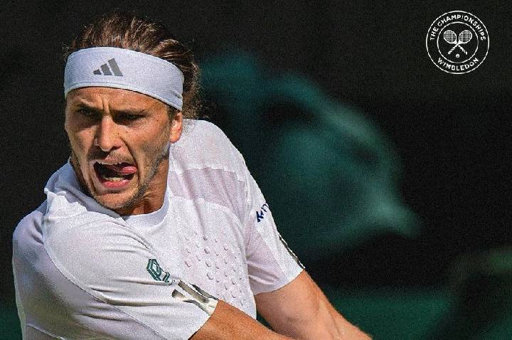 Zverev vence Royer com facilidade e avança à terceira fase de Wimbledon