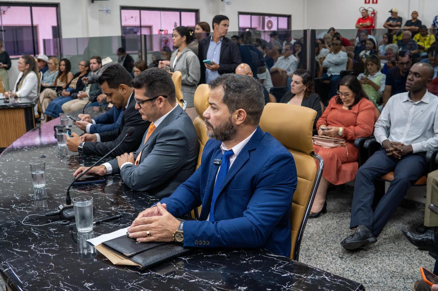 Vereador Nilton Souza participa da Abertura do Ano Legislativo e destaca trajetória de superação e compromisso com Porto Velho