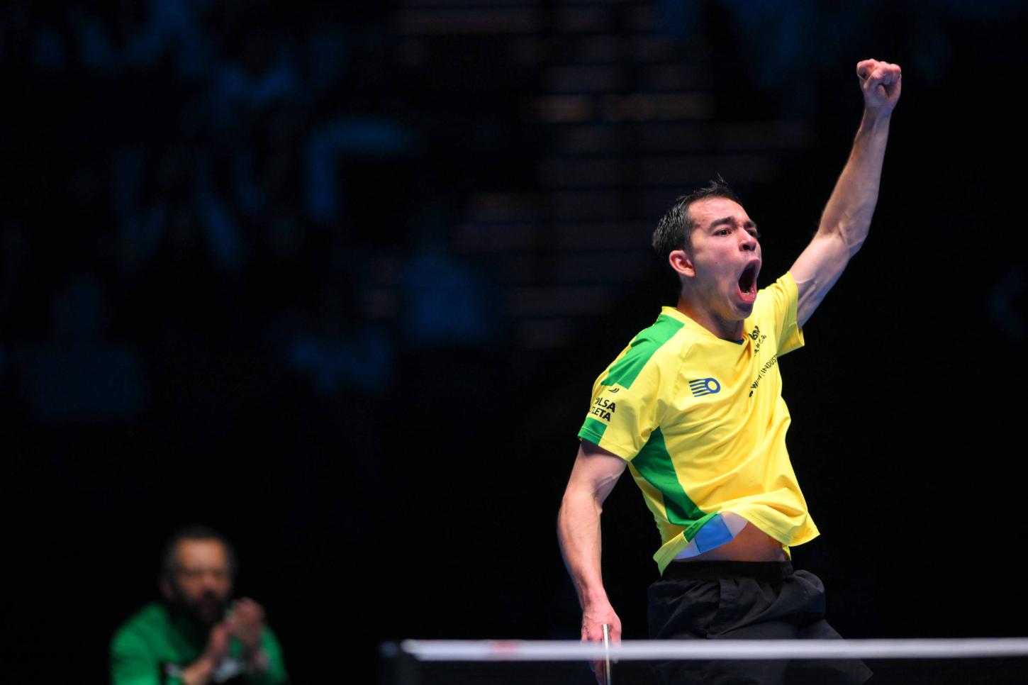 Virada histórica: Hugo Calderano avança para final mundial de Tênis de Mesa