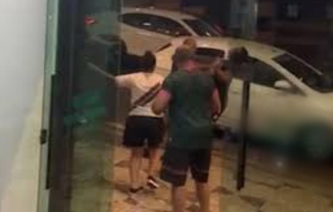 ACUSADO FUGIU: Grávida é agredida pelo marido durante crise de ciúmes em conveniência