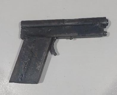 Apreensão na 7 de Setembro: Polícia Militar prende homem armado próximo a praça