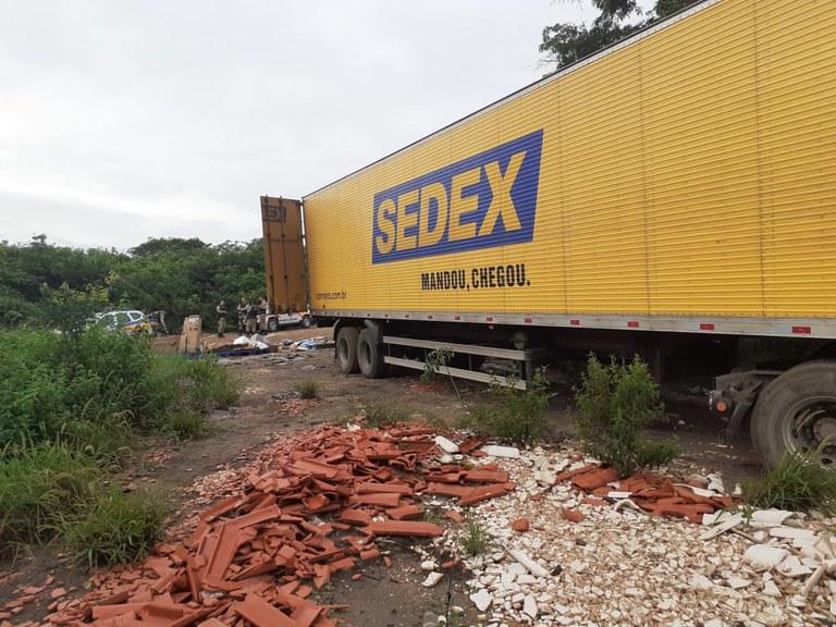 PF deflagra Operação Cargas D’Água e desarticula grupo especializado em roubos de cargas dos Correios e Mercado Livre