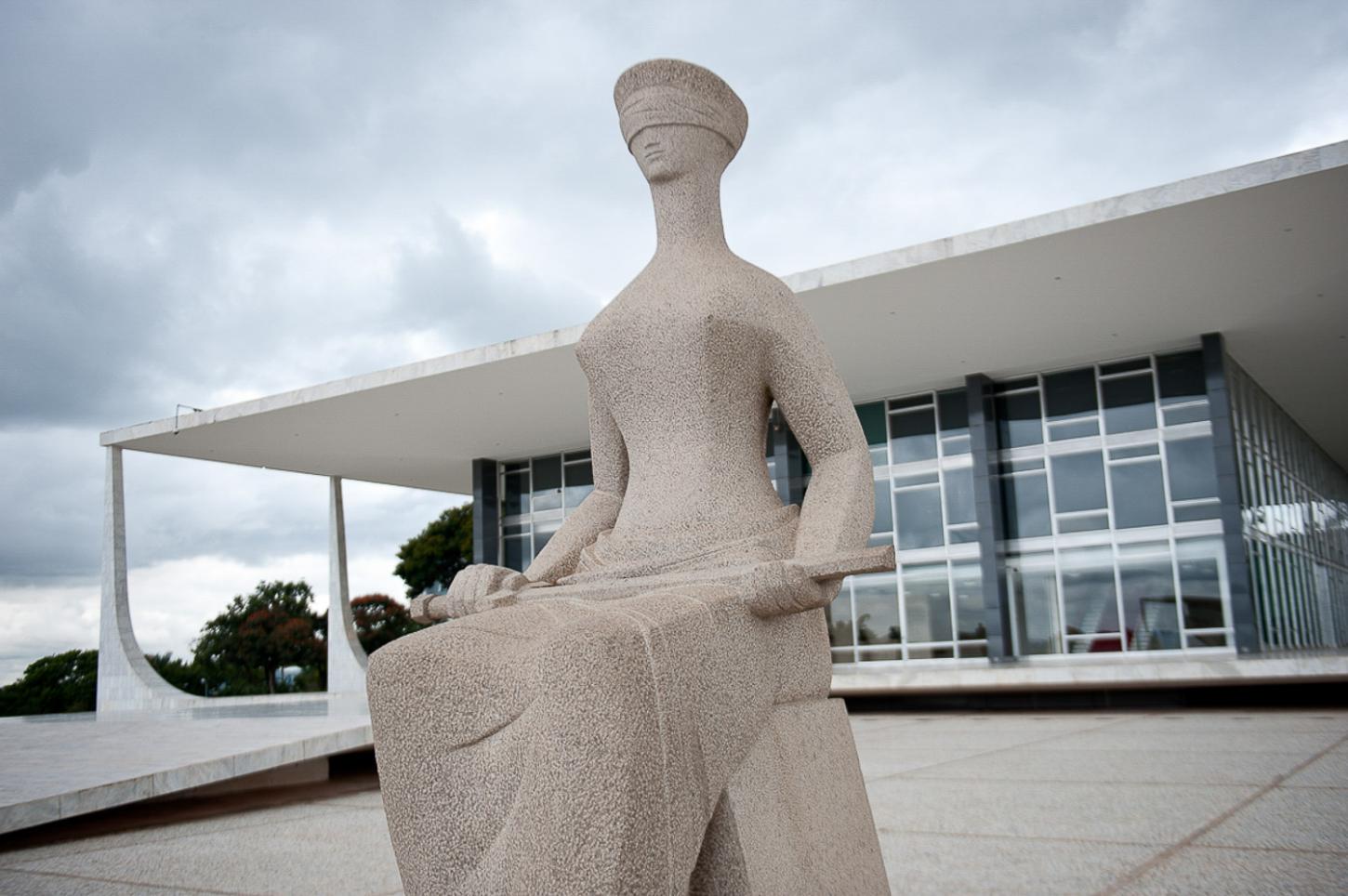 STF rejeita recurso de Débora do Batom e confirma condenação de 14 anos de prisão