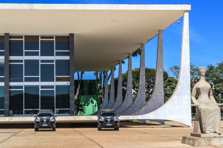 STF reúne Dino, Motta e Alcolumbre em audiência sobre emendas