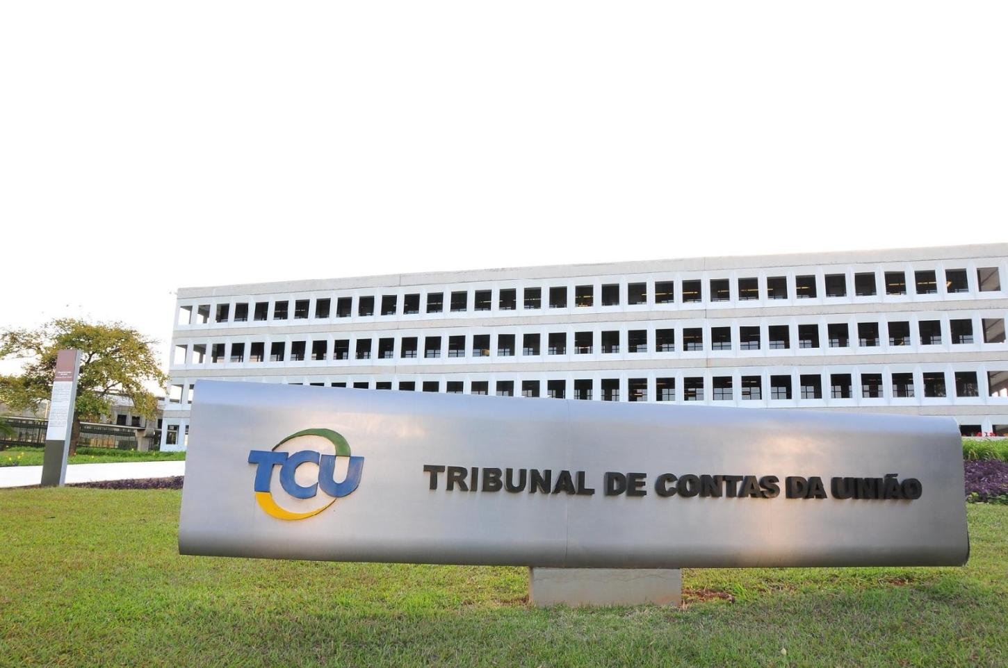 TCU abre concurso com salários acima de R$ 15 mil para nível médio