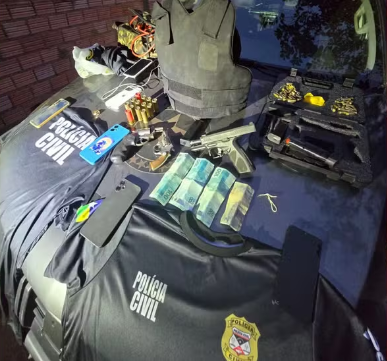 Criminosos se passavam por agentes da lei para praticar crimes e acabaram capturados após mais uma ação violenta na capital.
