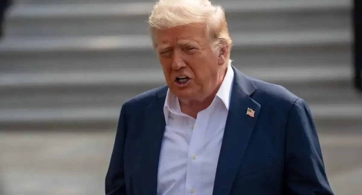 Trump reitera ameaça de taxar países do Brics em 10%