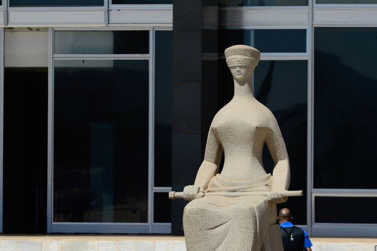 STF descarta repatriação automática de crianças e adolescentes