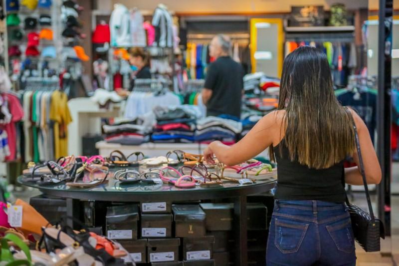 Mais de 400 vagas de emprego estão disponíveis em Rondônia; Ji-Paraná lidera ofertas.