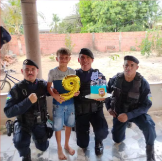 Menino de 9 anos teve a presença da Polícia Militar em sua festa de aniversário em Pimenta Bueno (RO).