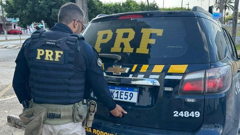 PRF prende motorista acusado de atirar contra caminhoneiro na BR-364 em Rondônia.