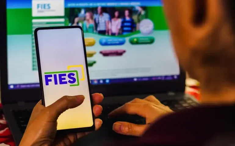 CAIXA inicia renegociação de contratos em atraso do Novo FIES