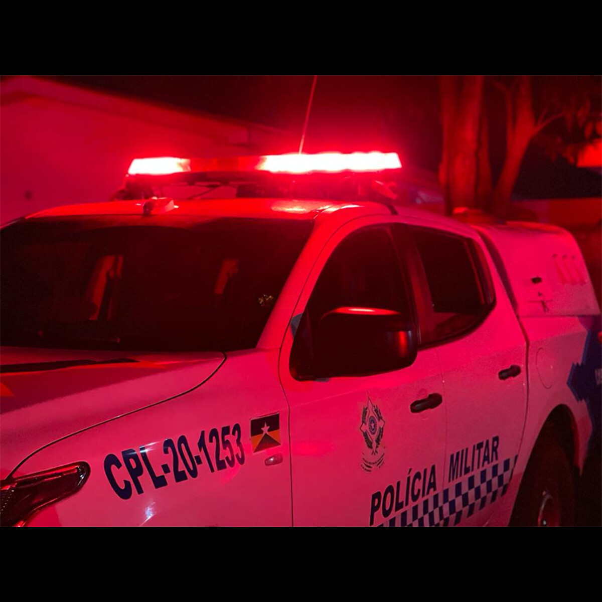 Assalto violento deixa trabalhador esfaqueado na zona leste de Porto Velho.