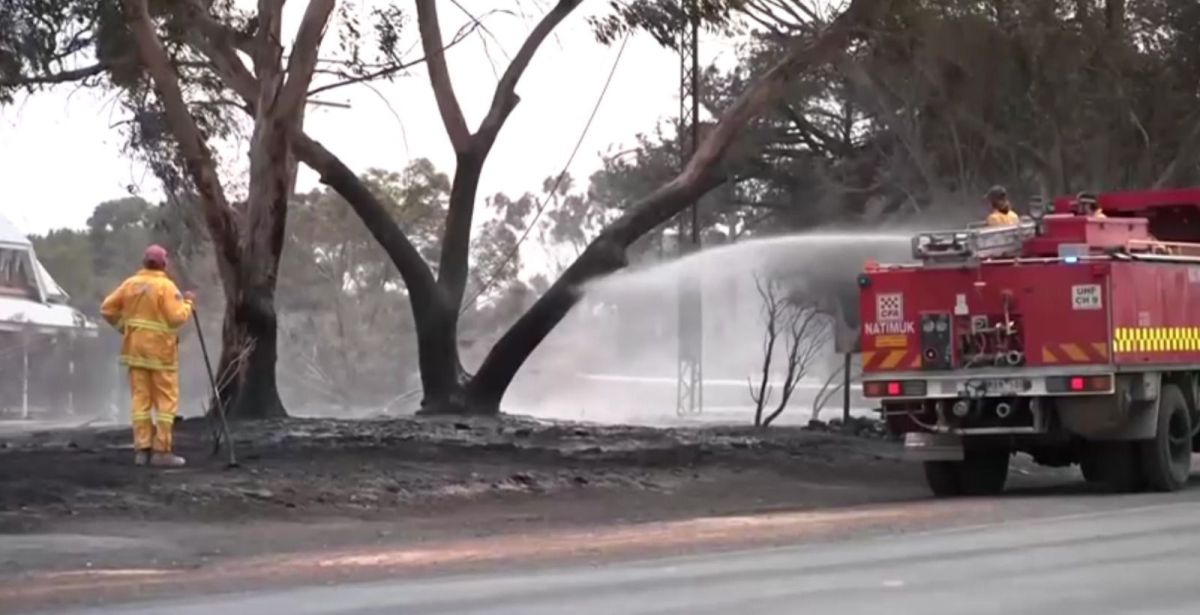 Calor na Austrália piora incêndios florestais; temperaturas chegam a 48 °C