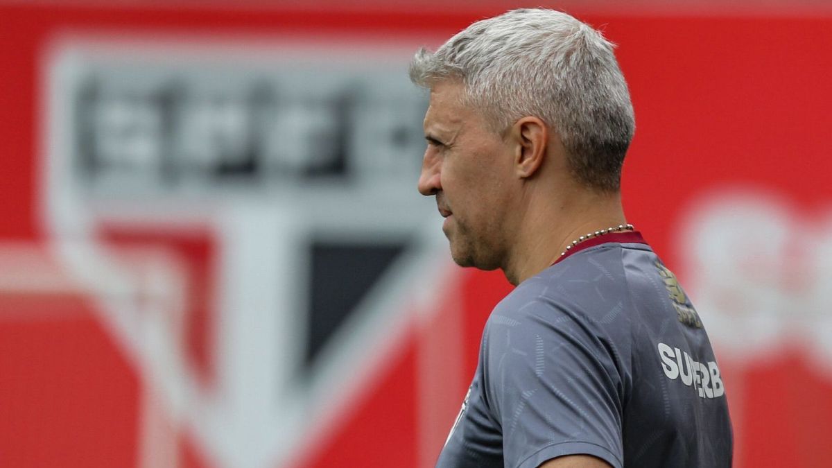 Hernán Crespo fica ou sai do comando do Tricolor? Torcedores opinam