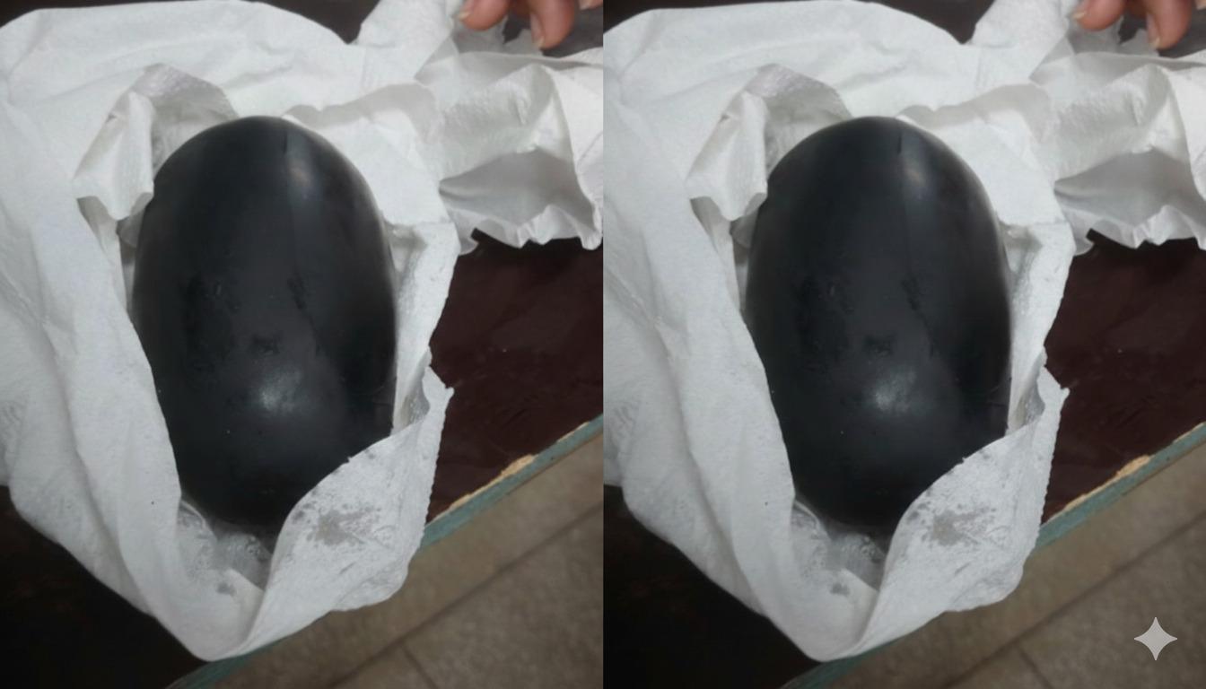 Jovem é presa ao tentar entrar com drogas em presídio