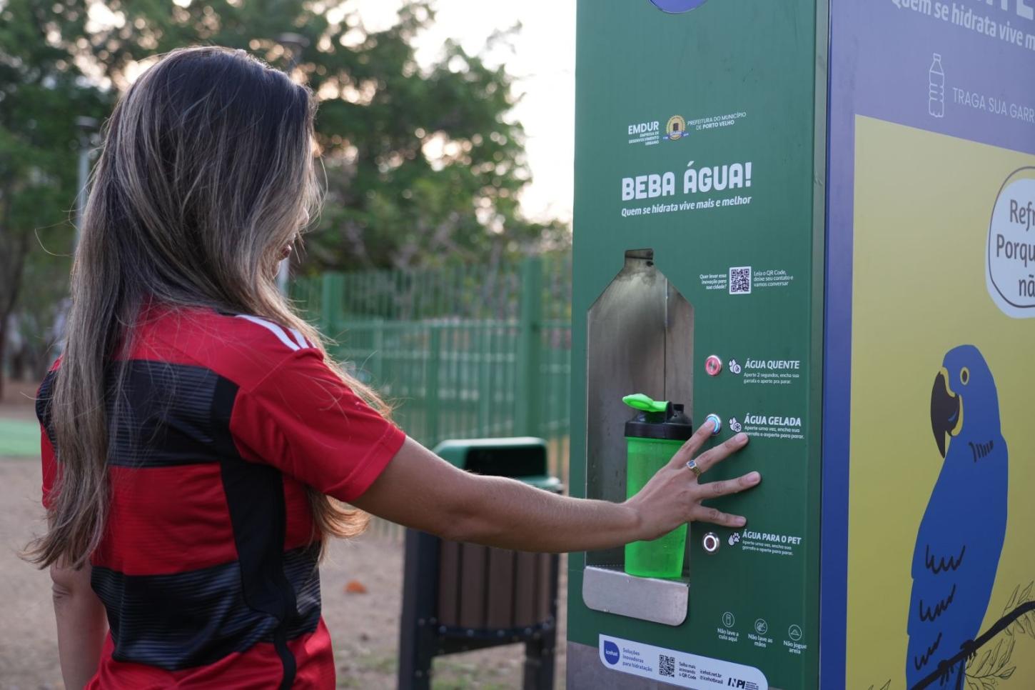 Vandalismo danifica bebedouro público no Skate Parque de Porto Velho.