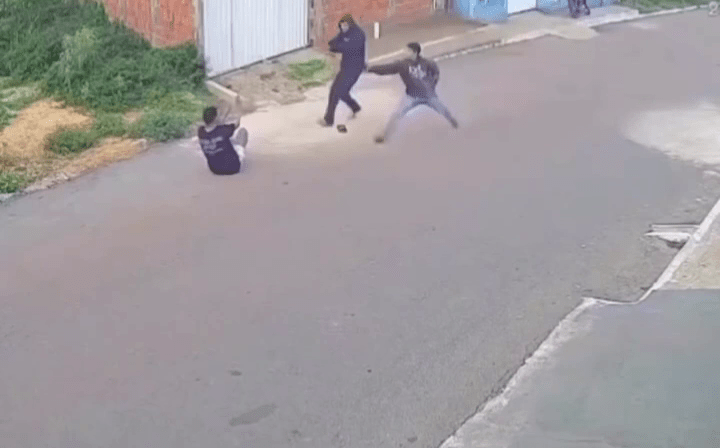 Armas falham e jovem sobrevive à tentativa de homicídio no Ceará