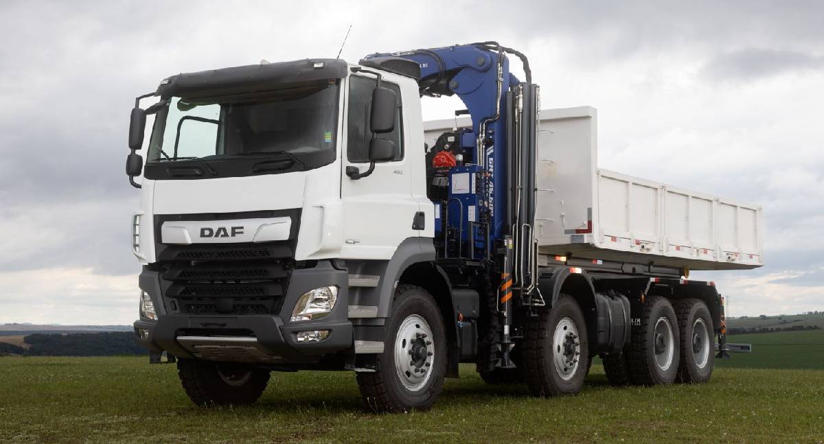 DAF CF Mineração 8e#215;4 ganha adaptação para extração de ouro